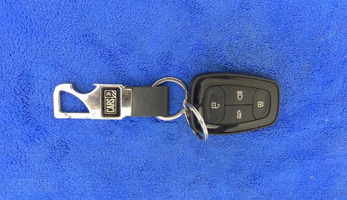 2021 Tata ALTROZ XZ PETROL, Petrol, Manual, 45,518 km, Key Close Up