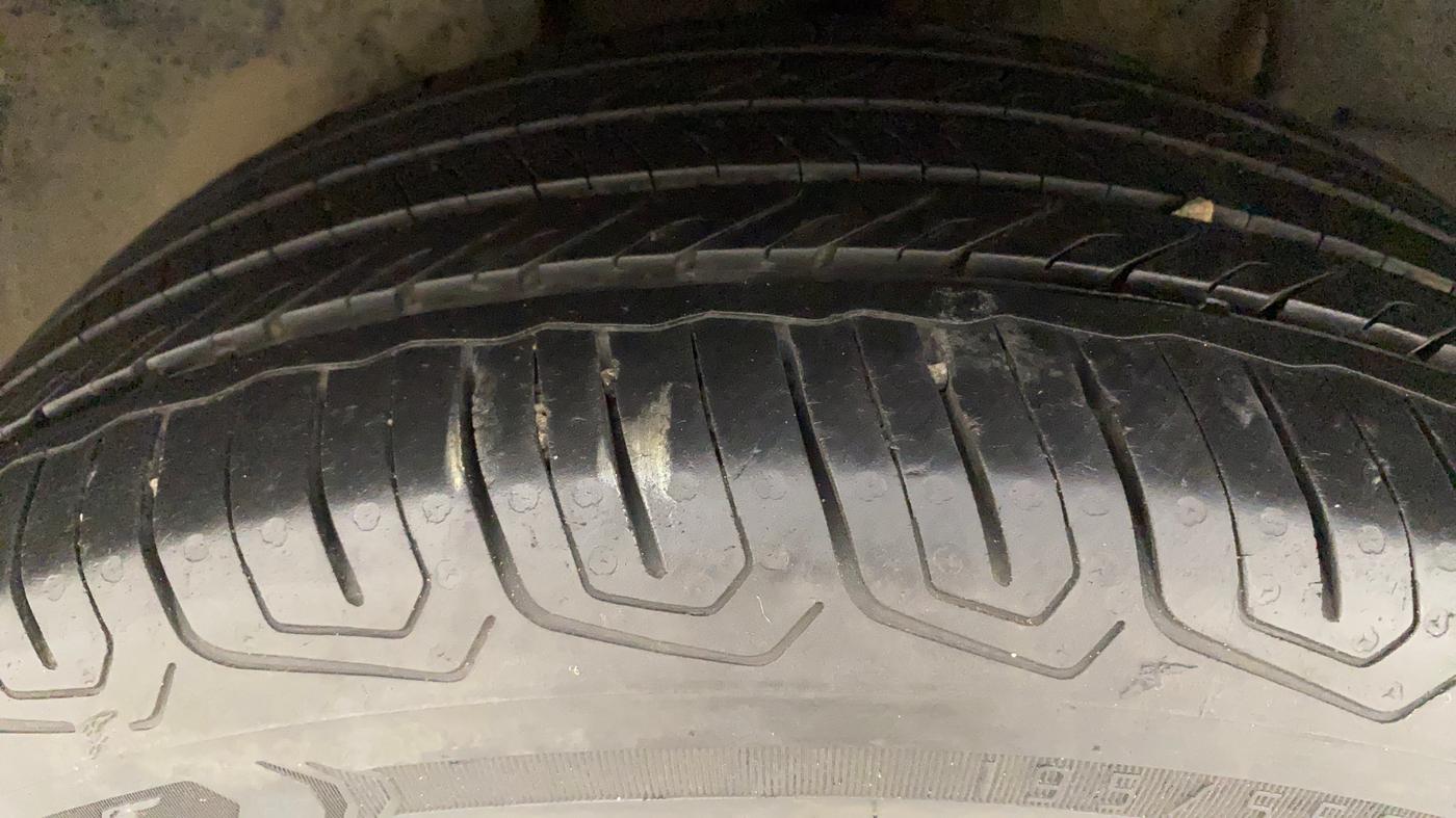 2021 Tata ALTROZ XZ PETROL, Petrol, Manual, 45,518 km, Right Rear Tyre Tread