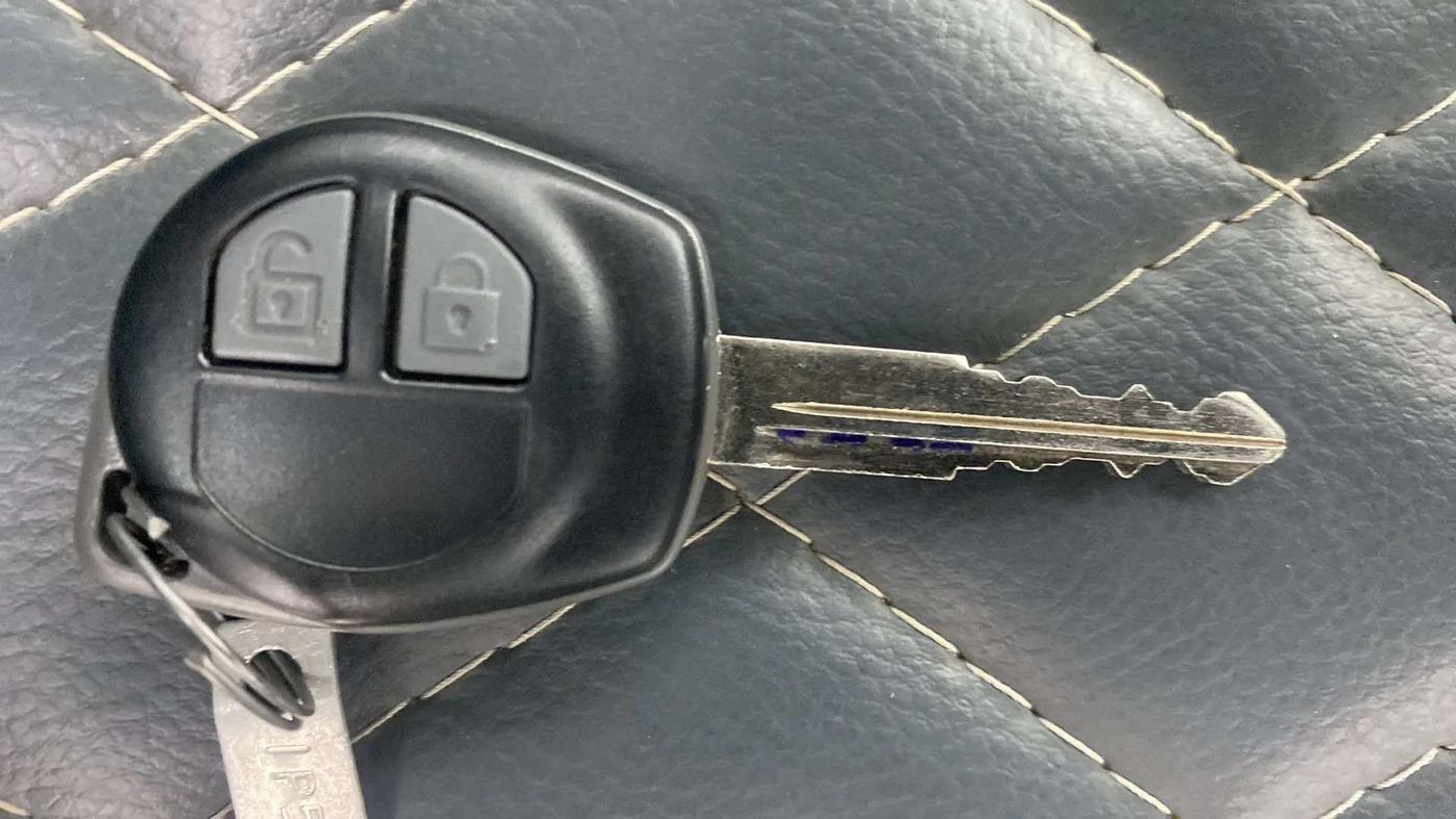 2015 Maruti Wagon R 1.0 VXI, Petrol, Manual, 55,994 km, Key Close Up