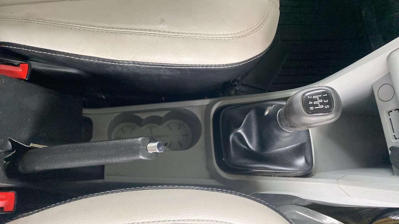 2021 Tata Tiago XE PETROL, Petrol, Manual, 59,360 km, Gear Lever