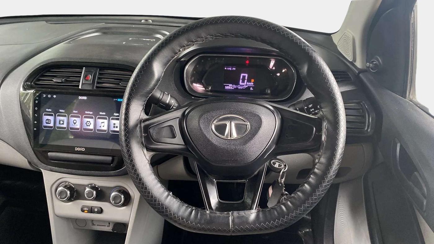 2021 Tata Tiago XE PETROL, Petrol, Manual, 59,360 km, Steering Wheel Close Up