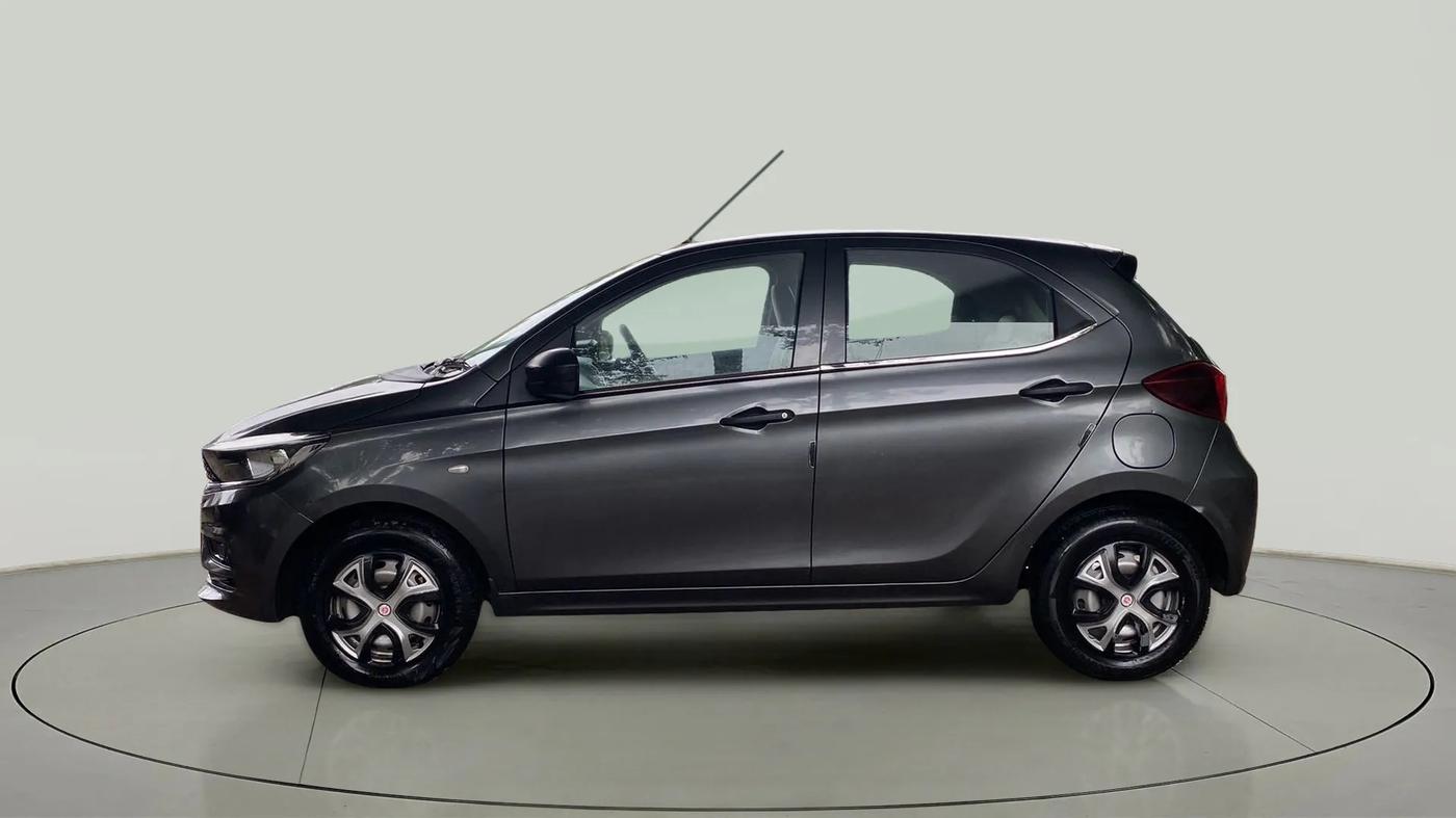2021 Tata Tiago XE PETROL, Petrol, Manual, 59,360 km, Left Side