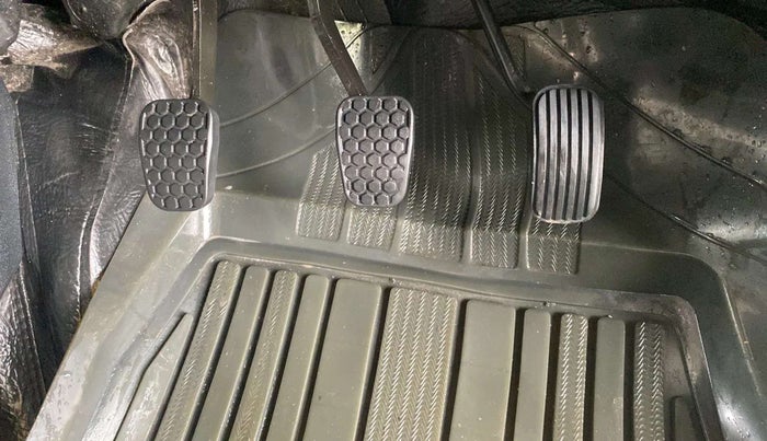2021 Tata Tiago XE PETROL, Petrol, Manual, 59,360 km, Pedals