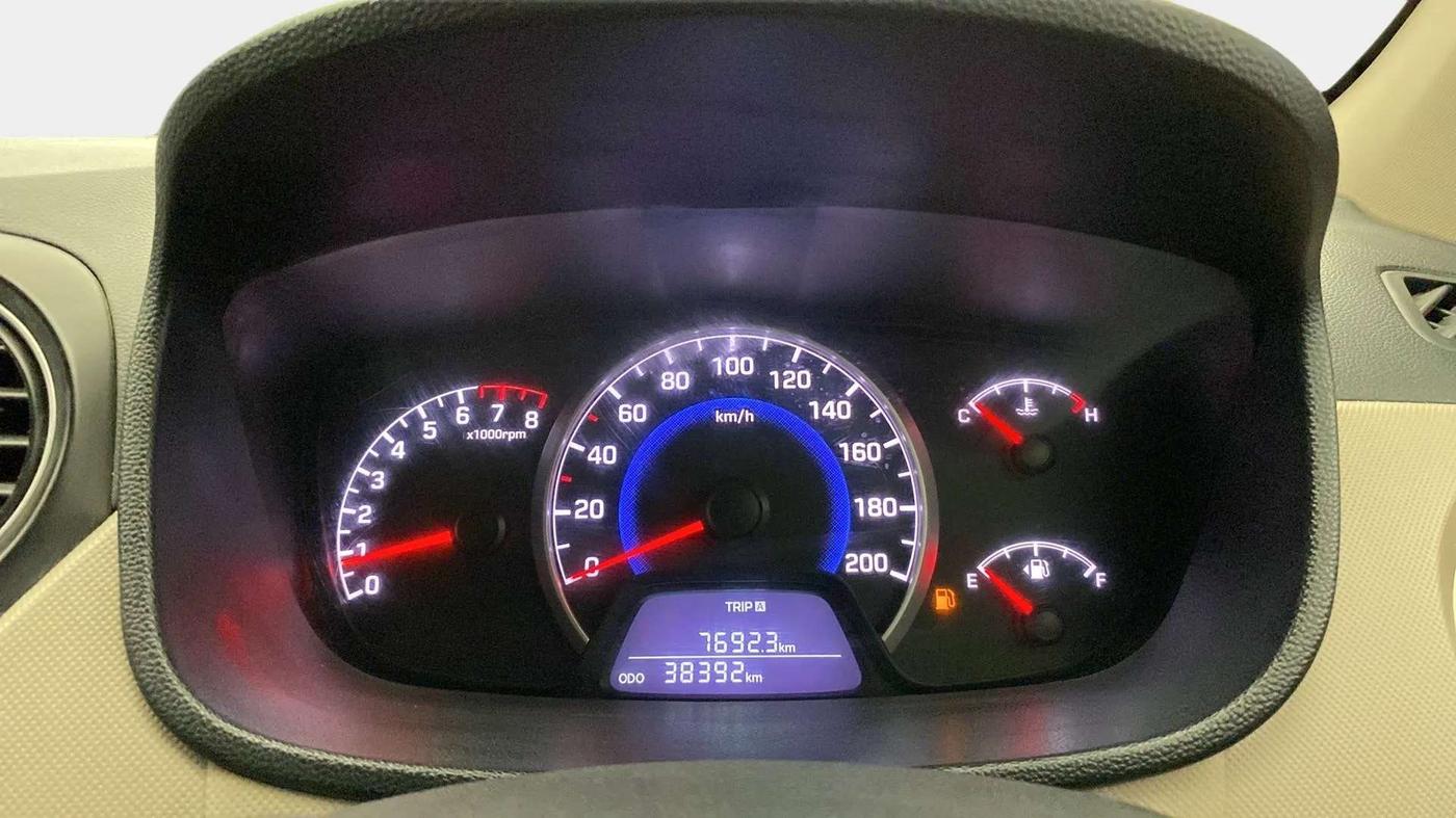 2017 Hyundai Grand i10 SPORTZ 1.2 KAPPA VTVT, Petrol, Manual, 38,497 km, Odometer Image