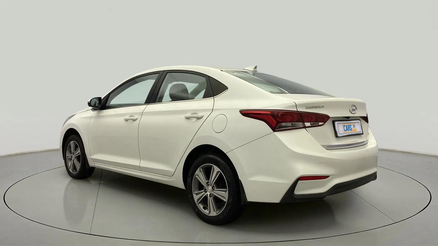 2017 Hyundai Verna 1.6 VTVT SX, Petrol, Manual, 45,835 km, Left Back Diagonal