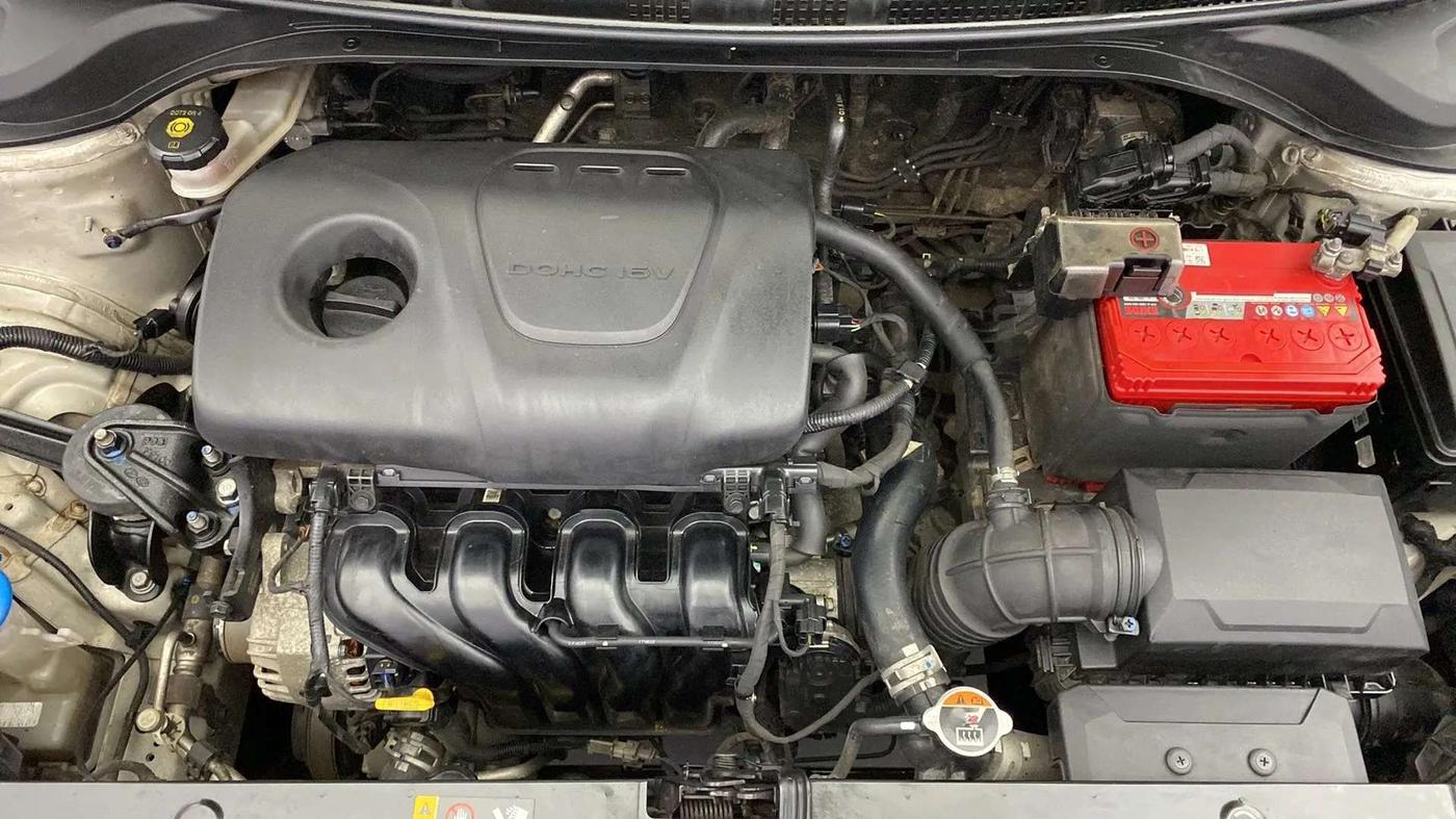2017 Hyundai Verna 1.6 VTVT SX, Petrol, Manual, 45,835 km, Open Bonet