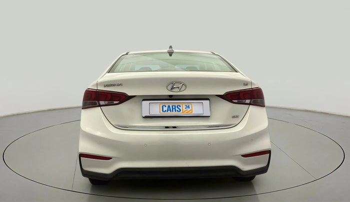 2017 Hyundai Verna 1.6 VTVT SX, Petrol, Manual, 45,835 km, Back/Rear