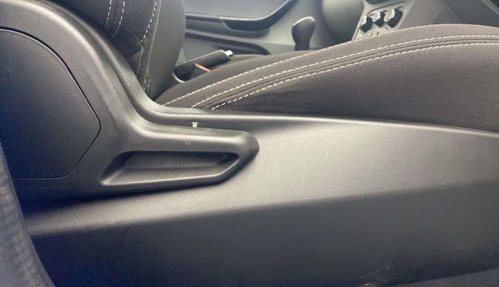2020 Tata Tiago XE PETROL, Petrol, Manual, 22,103 km, Driver Side Adjustment Panel