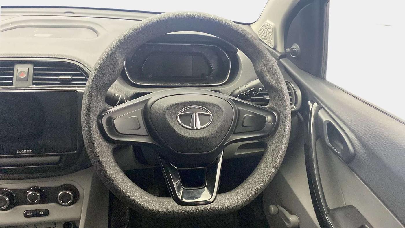2020 Tata Tiago XE PETROL, Petrol, Manual, 22,103 km, Steering Wheel Close Up