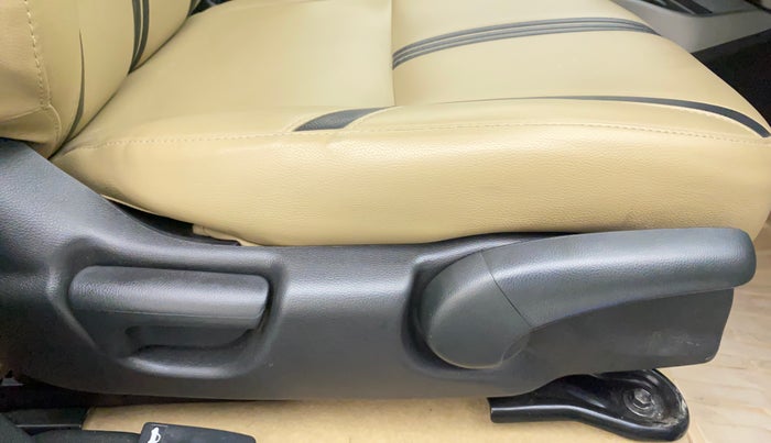 2017 Honda City 1.5L I-VTE V CVT, Petrol, Automatic, 36,495 km, Driver Side Adjustment Panel