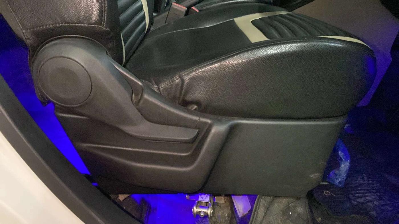 2022 Maruti New Wagon-R LXI CNG 1.0, CNG, Manual, 46,060 km, Driver Side Adjustment Panel