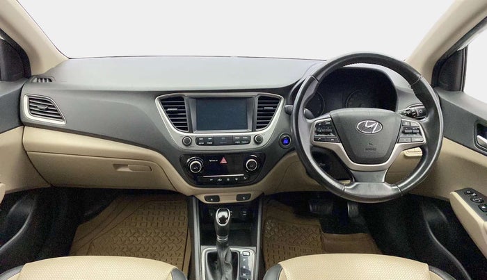 2017 Hyundai Verna 1.6 VTVT SX (O) AT, Petrol, Automatic, 1,07,602 km, Dashboard