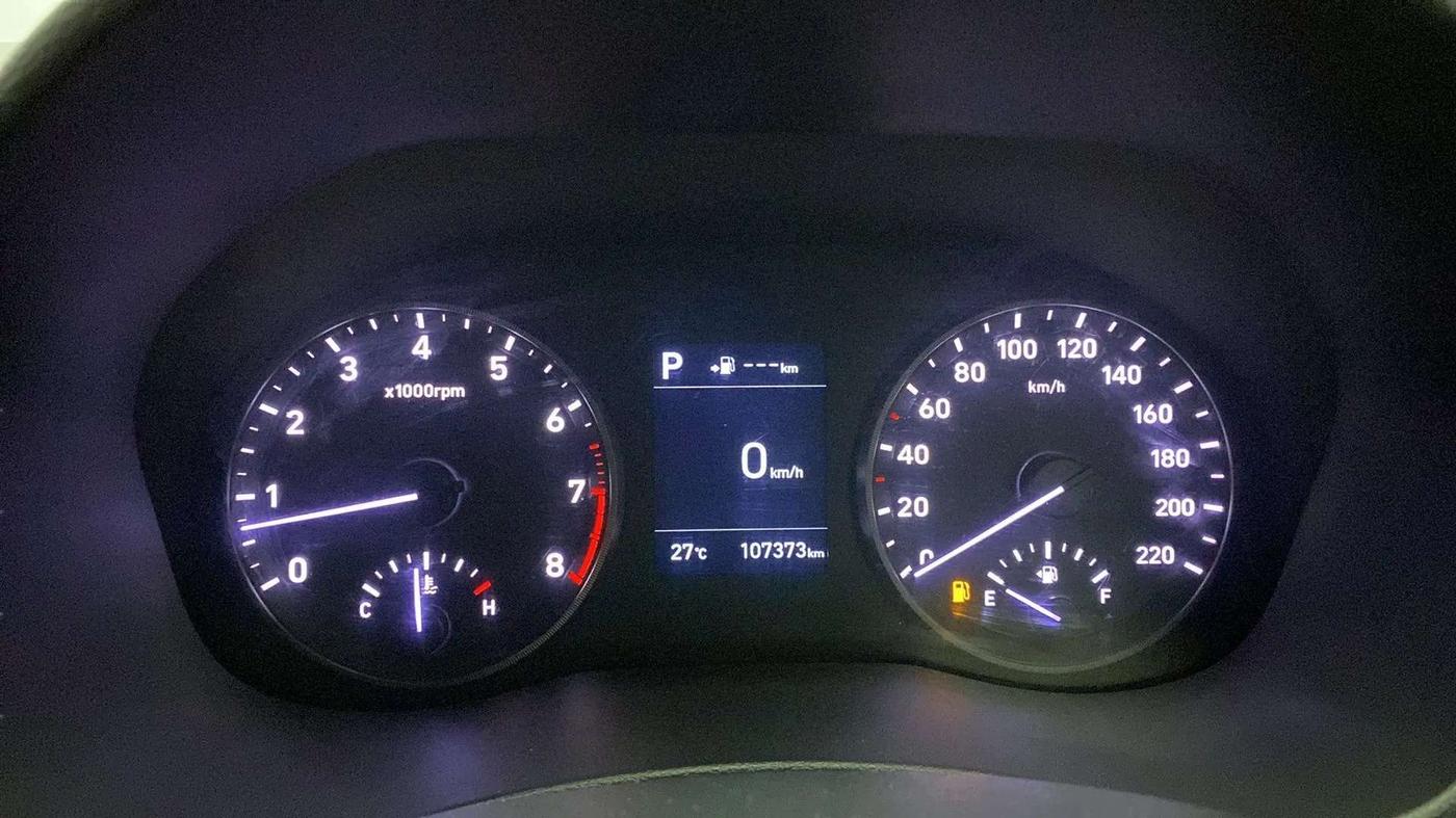 2017 Hyundai Verna 1.6 VTVT SX (O) AT, Petrol, Automatic, 1,07,957 km, Odometer Image