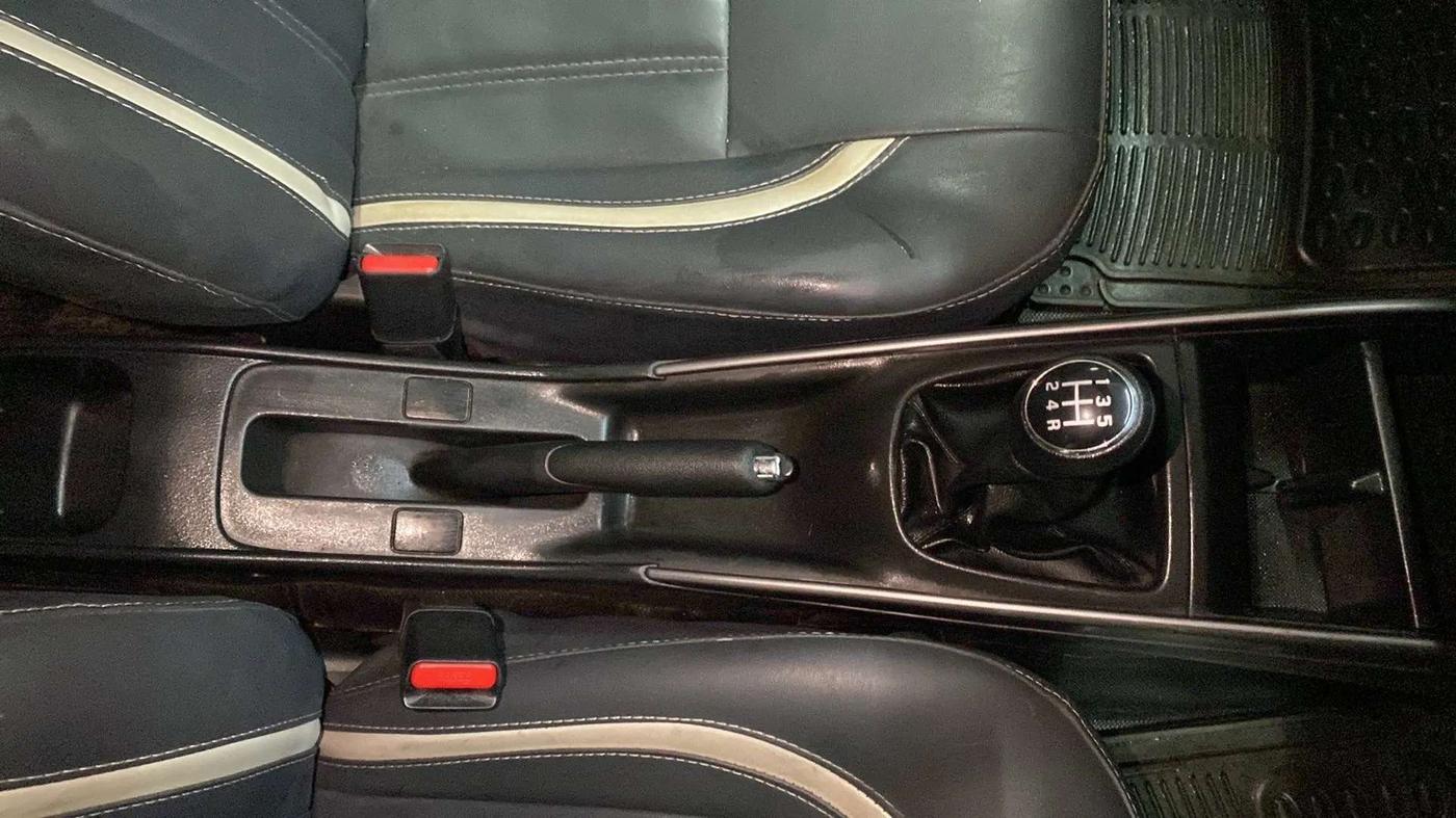 2021 Maruti Baleno DELTA PETROL 1.2, Petrol, Manual, 21,299 km, Gear Lever