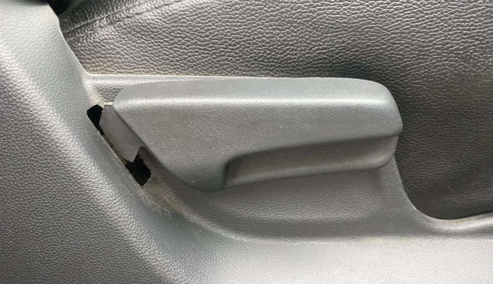 2014 Maruti Ritz VXI, Petrol, Manual, 28,321 km, Driver Side Adjustment Panel