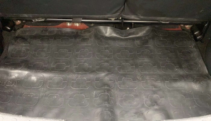 2014 Maruti Ritz VXI, Petrol, Manual, 28,321 km, Boot Inside