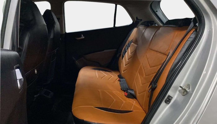 2018 Hyundai Grand i10 SPORTZ AT 1.2 KAPPA VTVT, Petrol, Automatic, 20,465 km, Right Side Rear Door Cabin