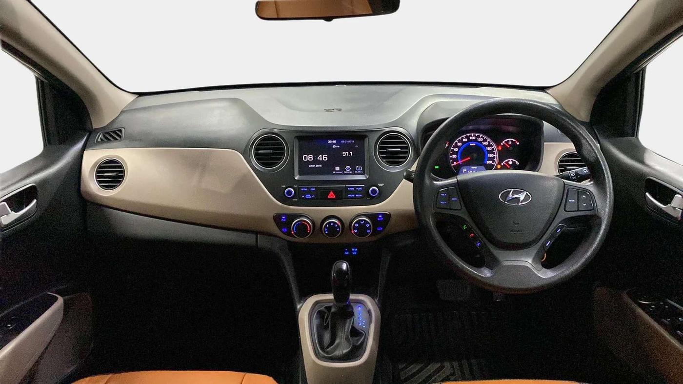 2018 Hyundai Grand i10 SPORTZ AT 1.2 KAPPA VTVT, Petrol, Automatic, 20,465 km, Dashboard