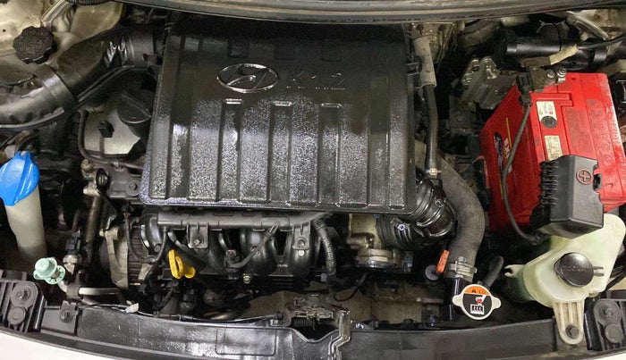 2018 Hyundai Grand i10 SPORTZ AT 1.2 KAPPA VTVT, Petrol, Automatic, 20,465 km, Open Bonet
