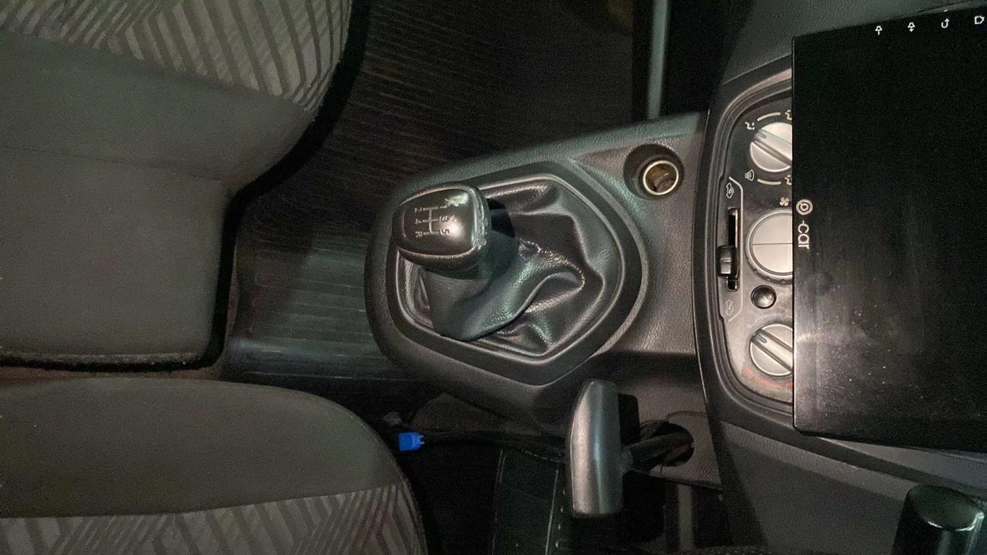 2018 Datsun Go Plus A, Petrol, Manual, 44,980 km, Gear Lever