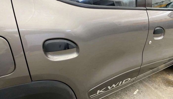 2019 Renault Kwid RXT 1.0 (O), Petrol, Manual, 32,657 km, Right rear door - Minor scratches