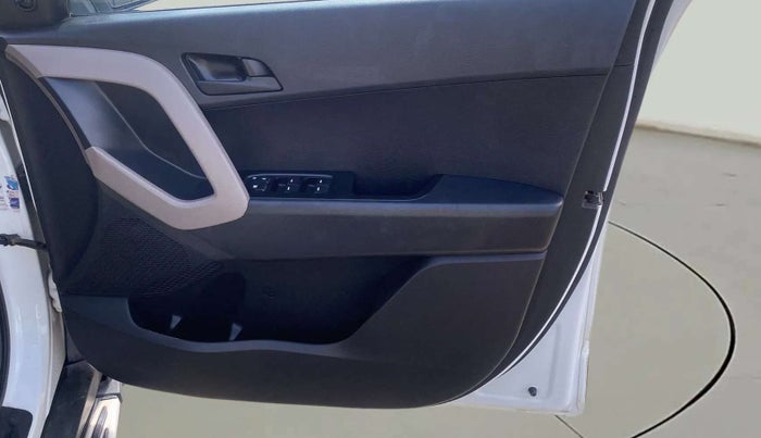 2016 Hyundai Creta E PLUS 1.4 DIESEL, Diesel, Manual, 72,062 km, Driver Side Door Panels Control