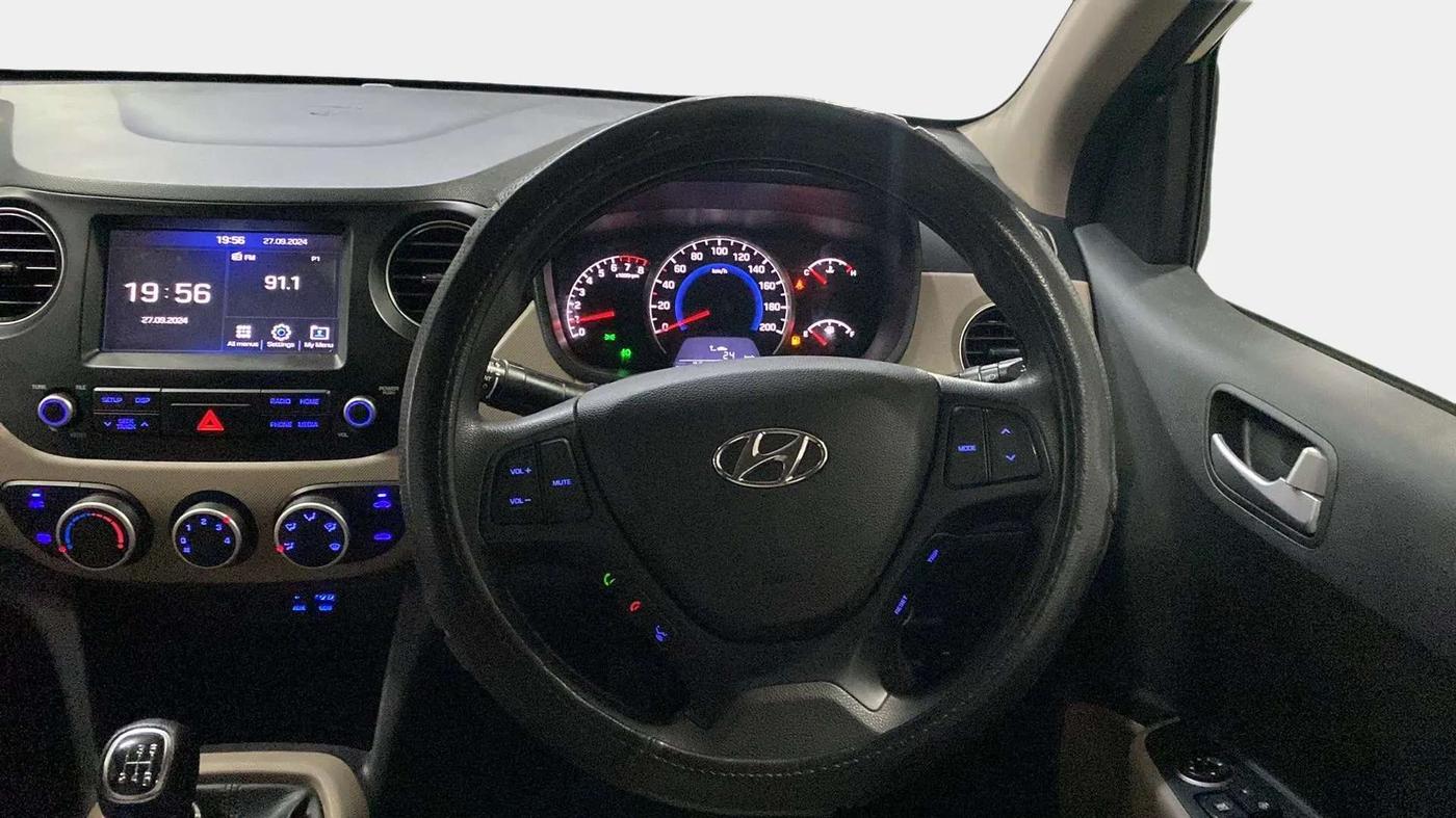 2018 Hyundai Grand i10 SPORTZ 1.2 KAPPA VTVT, CNG, Manual, 35,740 km, Steering Wheel Close Up
