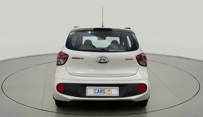 2018 Hyundai Grand i10 SPORTZ 1.2 KAPPA VTVT, CNG, Manual, 35,740 km, Back/Rear