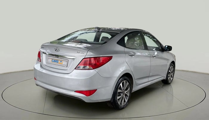 2016 Hyundai Verna 1.6 VTVT SX, Petrol, Manual, 70,146 km, Right Back Diagonal