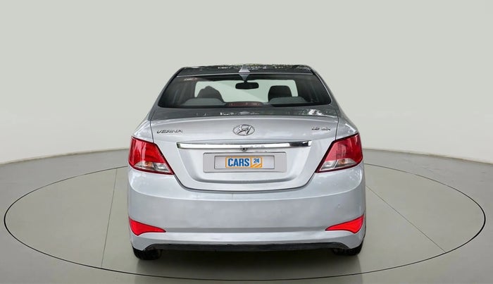 2016 Hyundai Verna 1.6 VTVT SX, Petrol, Manual, 70,146 km, Back/Rear