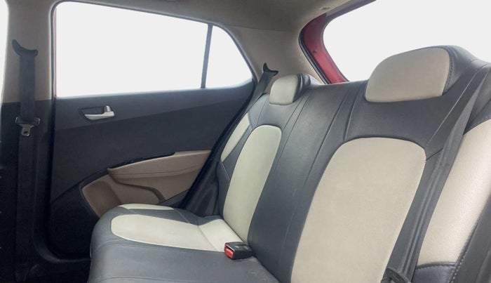 2017 Hyundai Grand i10 SPORTZ 1.2 KAPPA VTVT, Petrol, Manual, 47,245 km, Right Side Rear Door Cabin