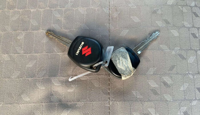 2015 Maruti Wagon R 1.0 VXI, Petrol, Manual, 43,193 km, Key Close Up