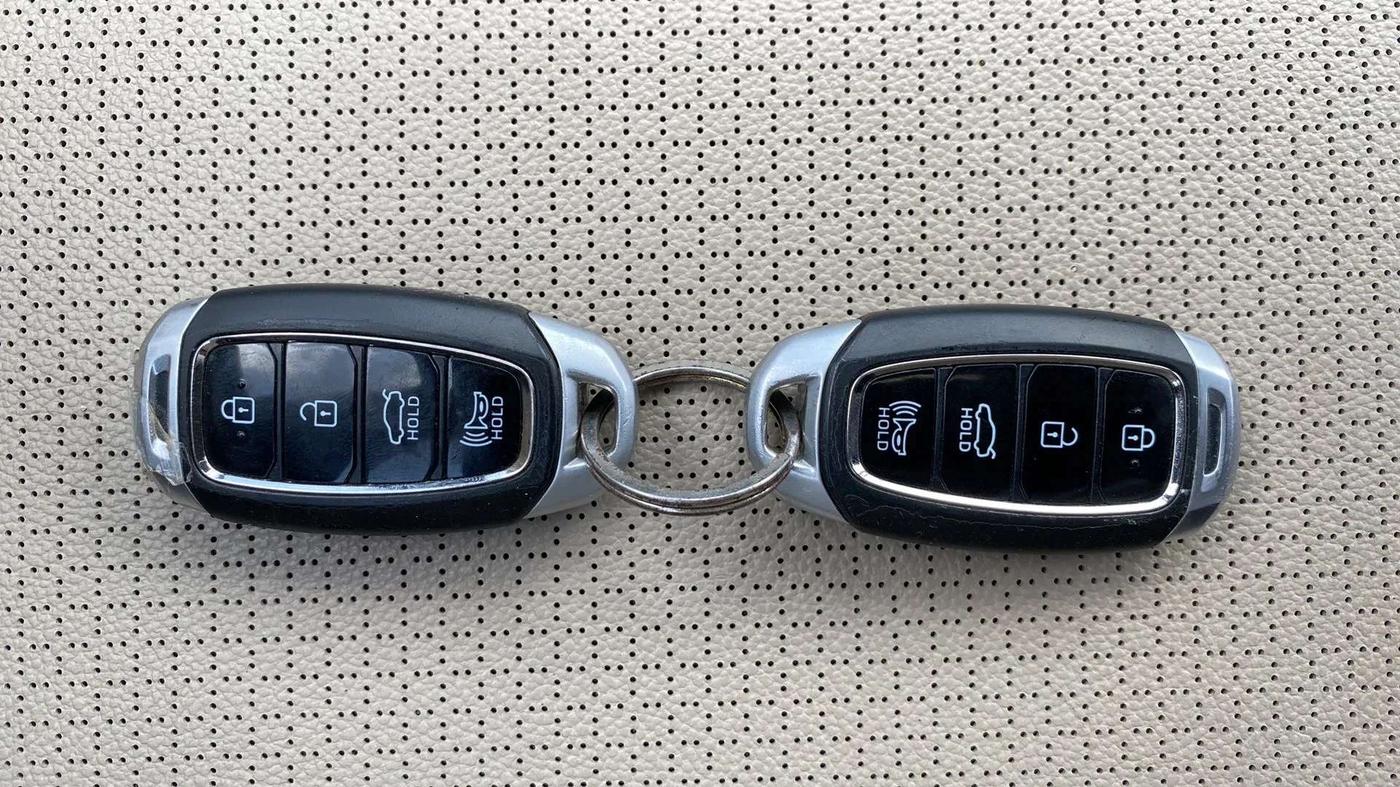 2021 Hyundai Verna SX (O)1.5 VTVT, Petrol, Manual, 32,407 km, Key Close Up