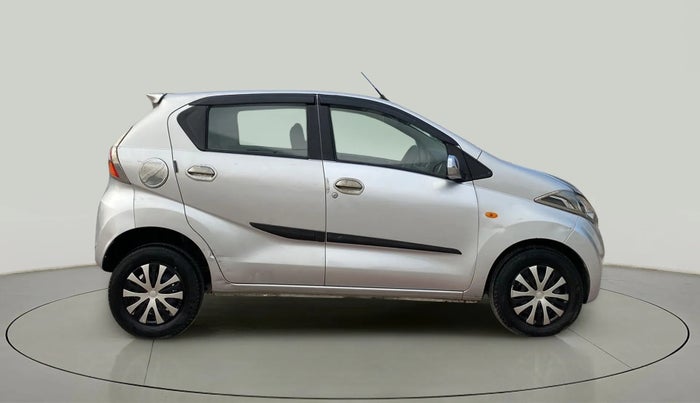 2017 Datsun Redi Go S, Petrol, Manual, 33,264 km, Right Side