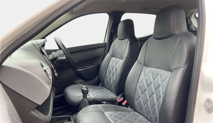 2018 Renault Kwid RXT 1.0 (O), Petrol, Manual, 50,042 km, Right Side Front Door Cabin