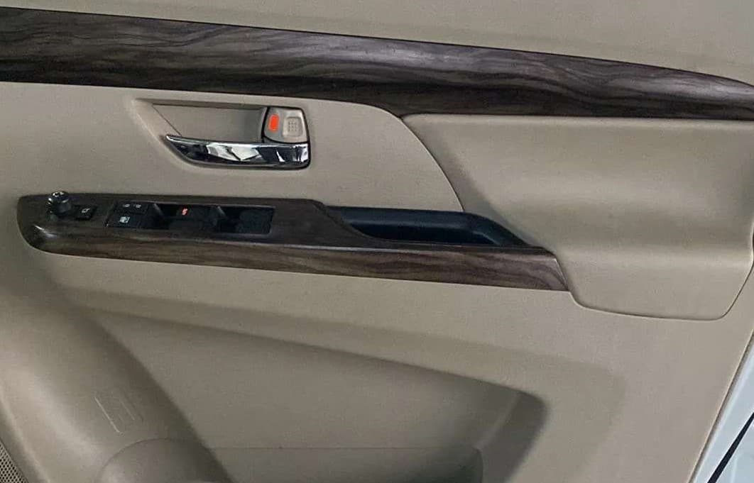 2019 Maruti Ertiga ZXI SHVS, Petrol, Manual, 70,355 km, Driver Side Door Panels Control