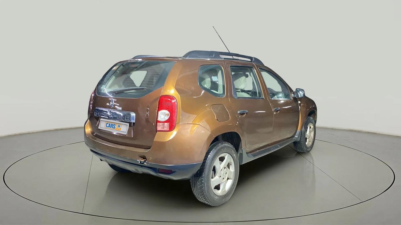 2015 Renault Duster 85 PS RXL DIESEL, Diesel, Manual, 45,468 km, Right Back Diagonal