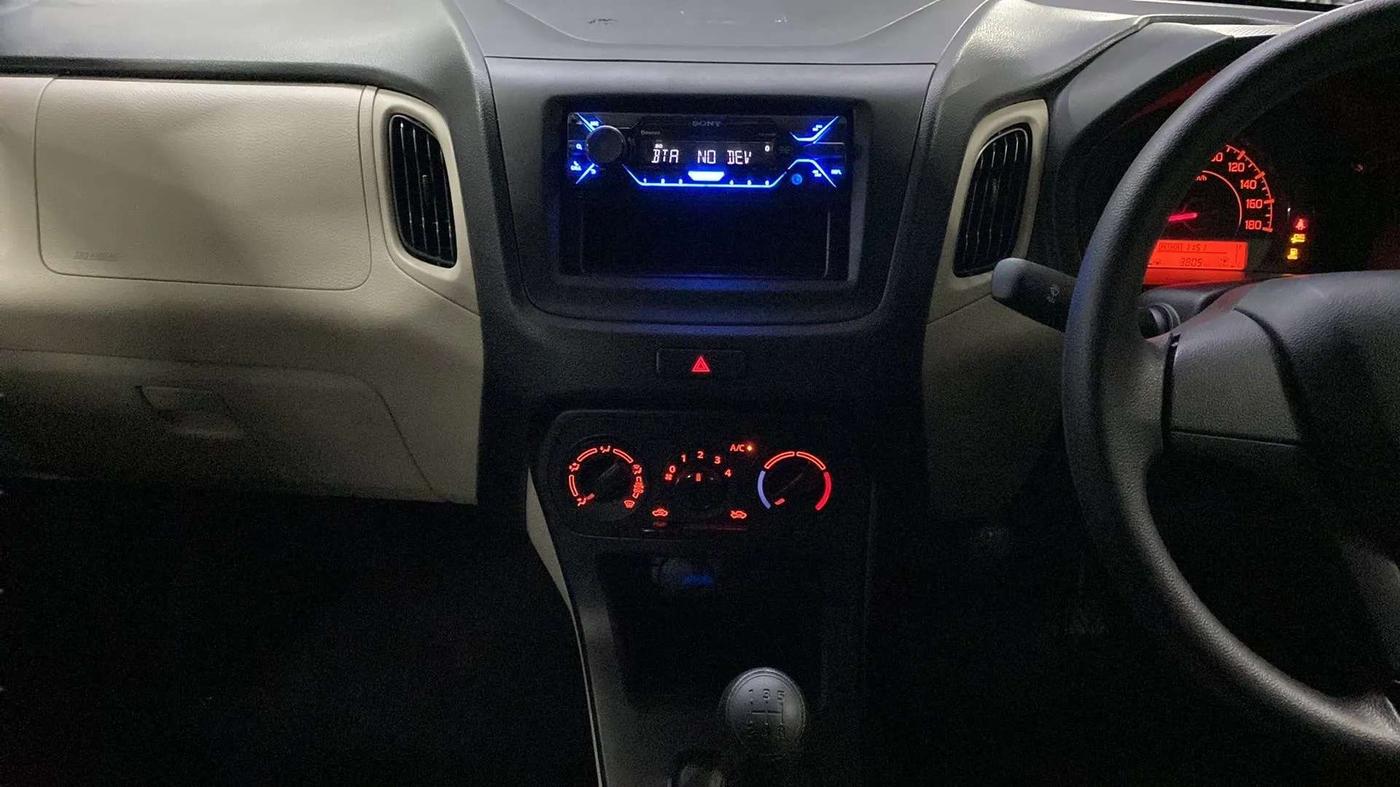 2024 Maruti New Wagon-R LXI CNG 1.0, CNG, Manual, 3,840 km, Air Conditioner