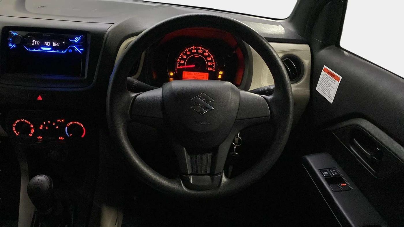 2024 Maruti New Wagon-R LXI CNG 1.0, CNG, Manual, 3,840 km, Steering Wheel Close Up