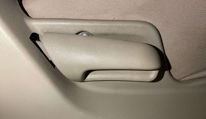 2016 Maruti Swift Dzire VXI, Petrol, Manual, 24,667 km, Driver Side Adjustment Panel