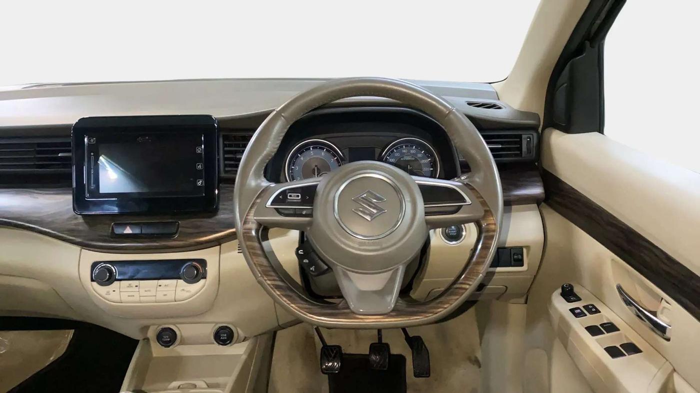 2019 Maruti Ertiga ZXI+ SHVS, Petrol, Manual, 51,799 km, Steering Wheel Close Up