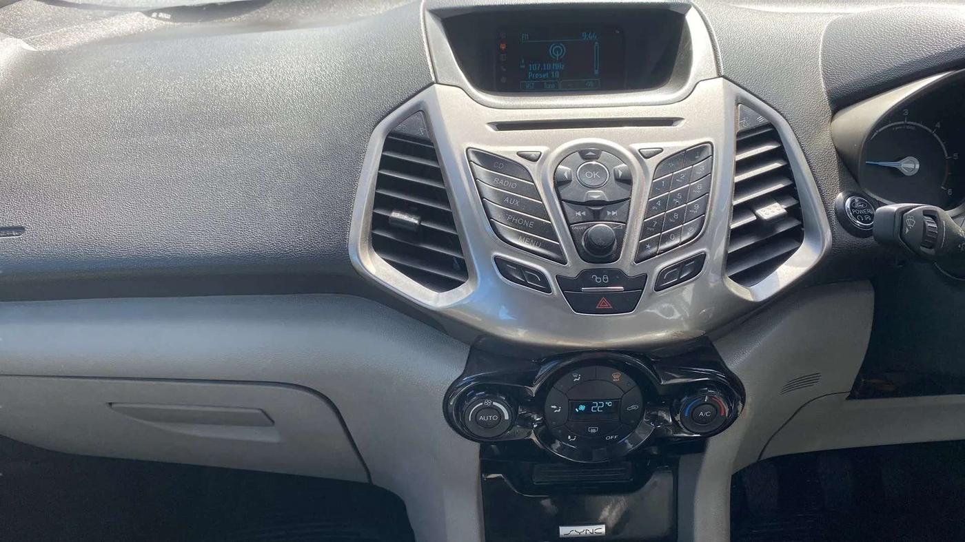 2016 Ford Ecosport TITANIUM 1.5L DIESEL, Diesel, Manual, 1,01,530 km, Air Conditioner