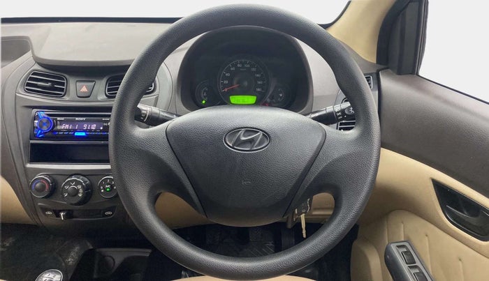 2015 Hyundai Eon D-LITE+, Petrol, Manual, 23,972 km, Steering Wheel Close Up