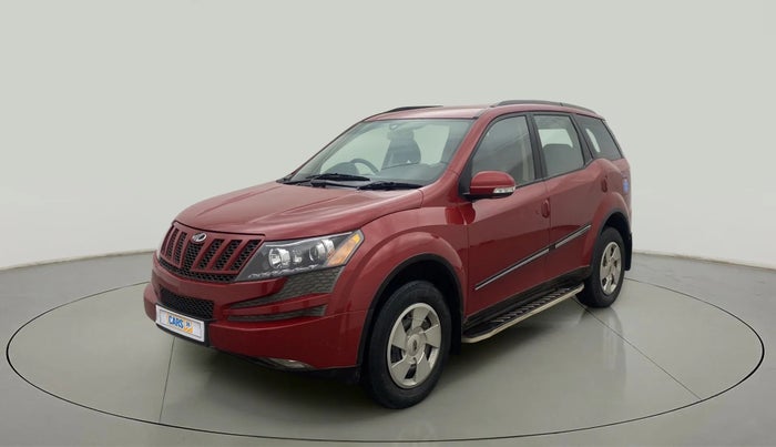 2015 Mahindra XUV500 W6, Diesel, Manual, 70,308 km, Left Front Diagonal