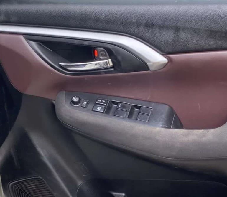 2023 Maruti Grand Vitara DELTA SMART HYBRID, Petrol, Manual, 33,016 km, Driver Side Door Panels Control