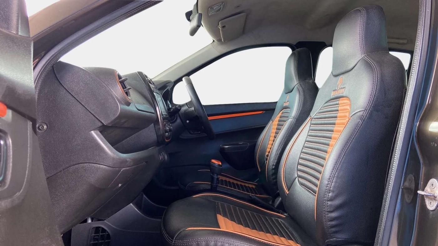 2018 Renault Kwid CLIMBER 1.0, Petrol, Manual, 29,860 km, Right Side Front Door Cabin