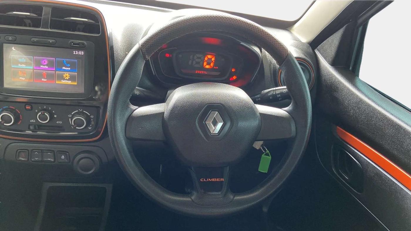 2018 Renault Kwid CLIMBER 1.0, Petrol, Manual, 29,860 km, Steering Wheel Close Up