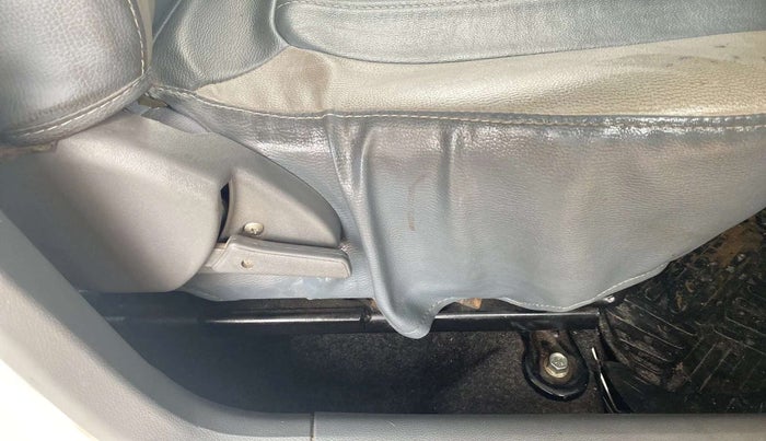 2014 Maruti Alto 800 LXI, Petrol, Manual, 31,420 km, Driver Side Adjustment Panel
