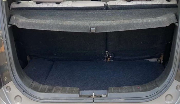 2015 Maruti Wagon R 1.0 VXI, Petrol, Manual, 69,285 km, Boot Inside