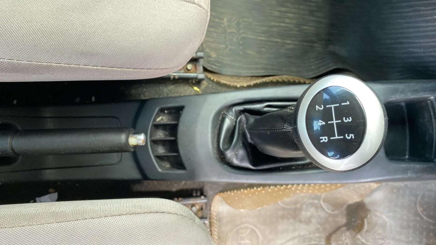2015 Maruti Wagon R 1.0 VXI, Petrol, Manual, 69,285 km, Gear Lever